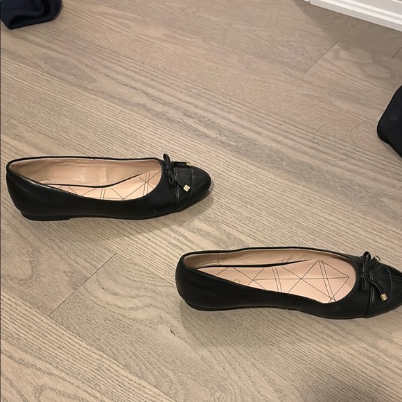 Aldo Cristella Ballet Flats with Bow Detail - Picture 4 of 5